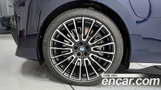 BMW 7 Series 2025 — ფოტო 5/20