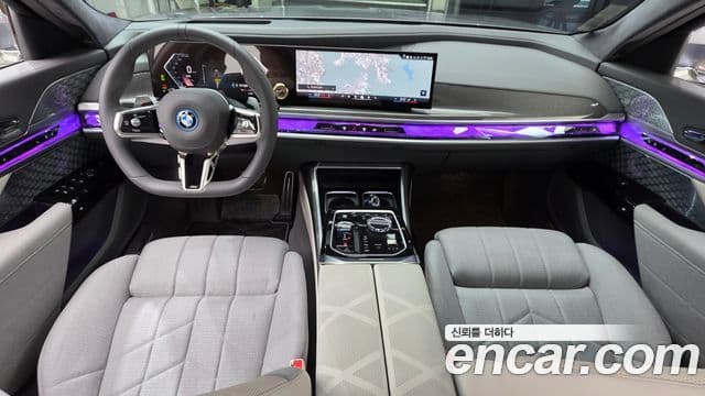 BMW 7 Series 2025 — ფოტო 7/20