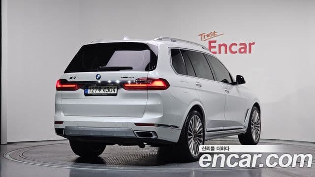 BMW X7 2021 — ფოტო 2/20