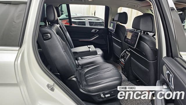 BMW X7 2021 — ფოტო 12/20