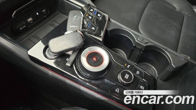 Kia Sportage 2023 — Şəkil 9/20