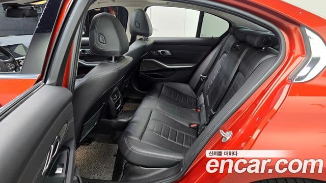 BMW 3 Series 2021 — ფოტო 12/20