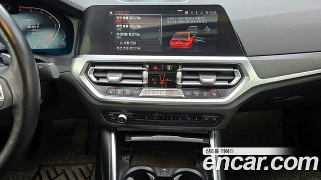 BMW 3 Series 2021 — ფოტო 15/20