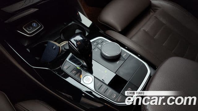 BMW X4 2022 — ფოტო 9/20