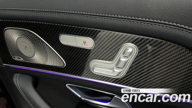 Mercedes-Benz GLE-Class 2022 — ფოტო 18/20