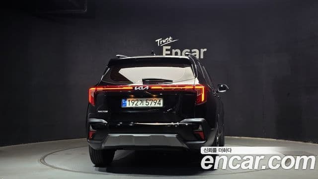 Kia Seltos 2022 — Photo 14/20