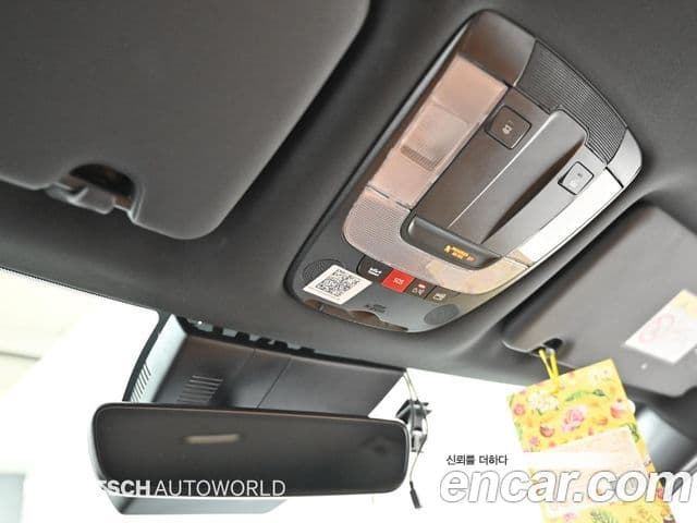 Kia Sportage 2022 — ფოტო 19/20