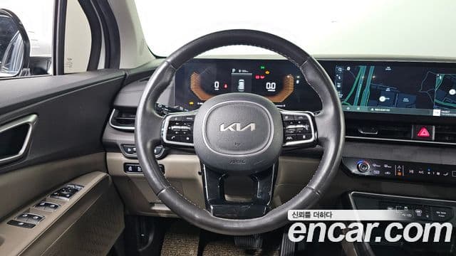 Kia Carnival 2024 — Фото 15/20