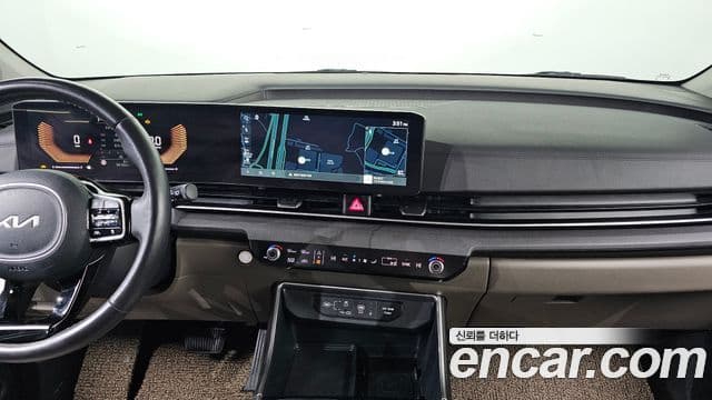 Kia Carnival 2024 — Фото 16/20