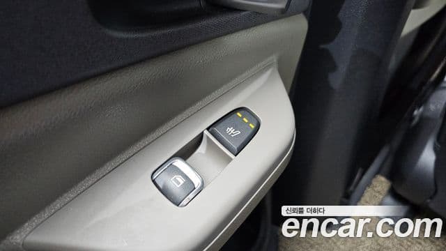 Kia Carnival 2024 — Фото 19/20