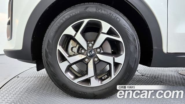 Kia Sportage The Bold 2020 — Photo 9/20