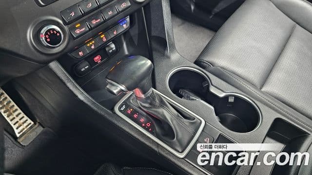Kia Sportage The Bold 2020 — Photo 16/20