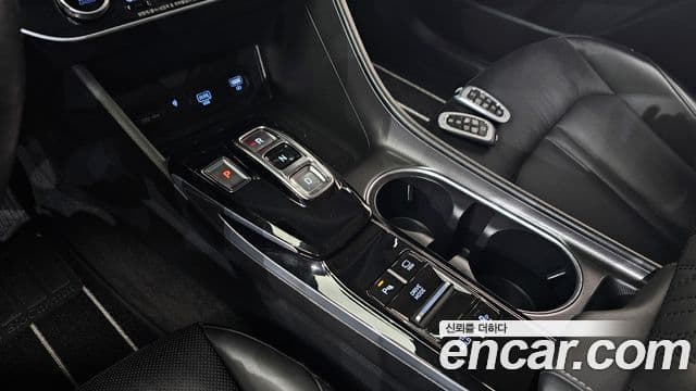 Hyundai Sonata Hybrid 2019 — Şəkil 11/20