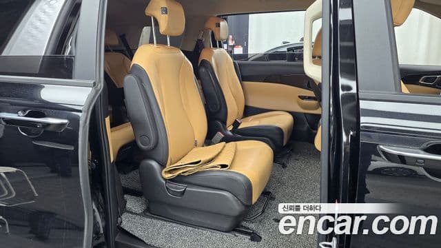 Kia Carnival 2022 — Şəkil 12/20