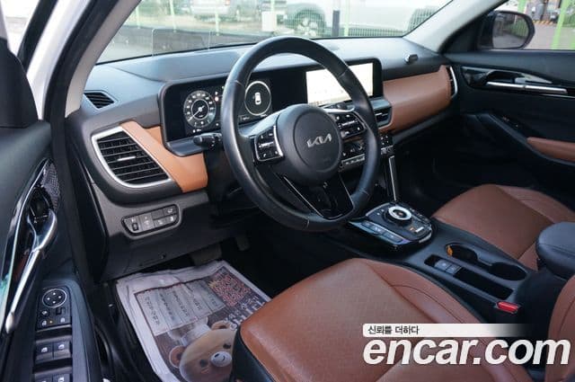 Kia Seltos 2023 — Şəkil 6/20
