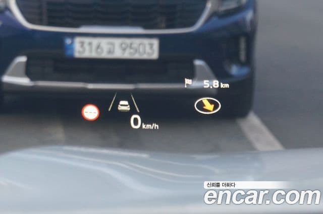 Kia Seltos 2023 — Şəkil 10/20