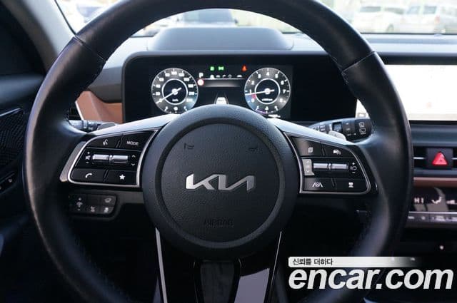 Kia Seltos 2023 — Şəkil 12/20