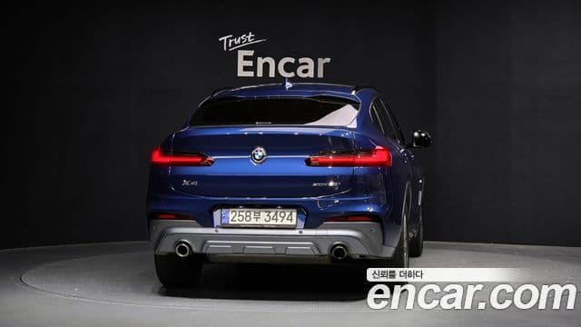 BMW X4 2021 — ფოტო 4/20