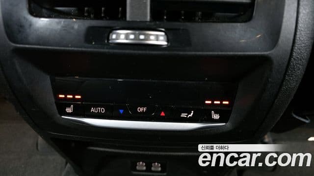 BMW X4 2021 — ფოტო 19/20