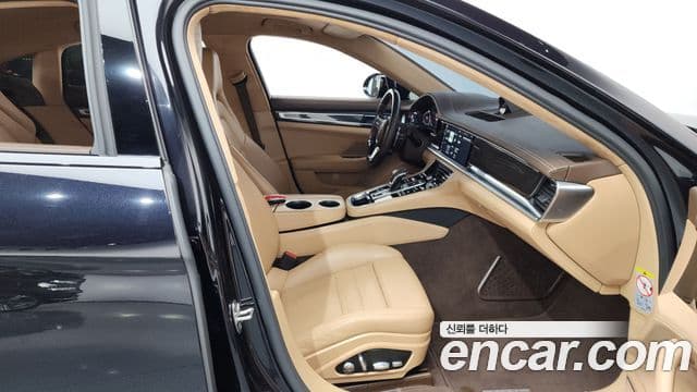 Porsche Panamera 2020 — Şəkil 11/20