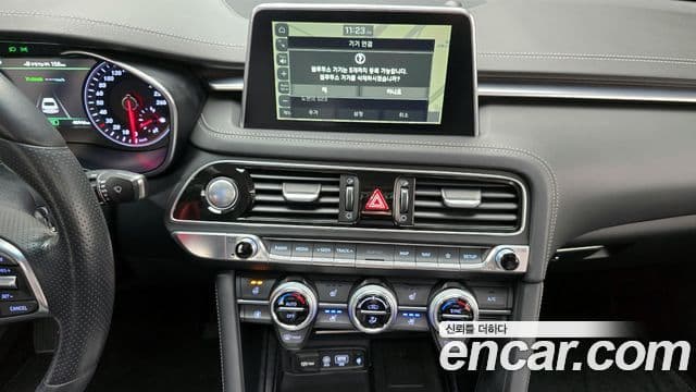 Genesis G70 2019 — фото 14 из 20