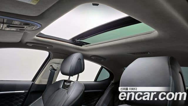 Genesis G70 2019 — Şəkil 19/20