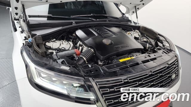 Land Rover Range Rover Velar 2024 — Şəkil 6/20
