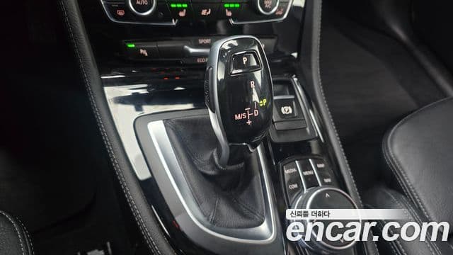 BMW 2 Series Active Tourer 2019 — Şəkil 8/20