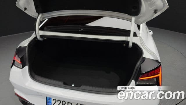 Hyundai Avante 2021 — Şəkil 20/20