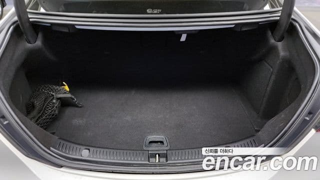 Mercedes-Benz E-Class 2021 — Şəkil 20/20