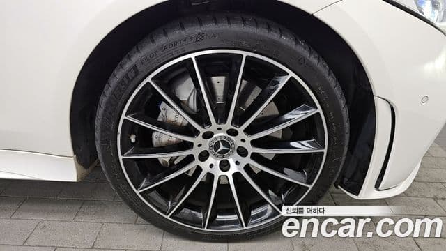 Mercedes-Benz CLS-Class 2020 — Фото 5/20