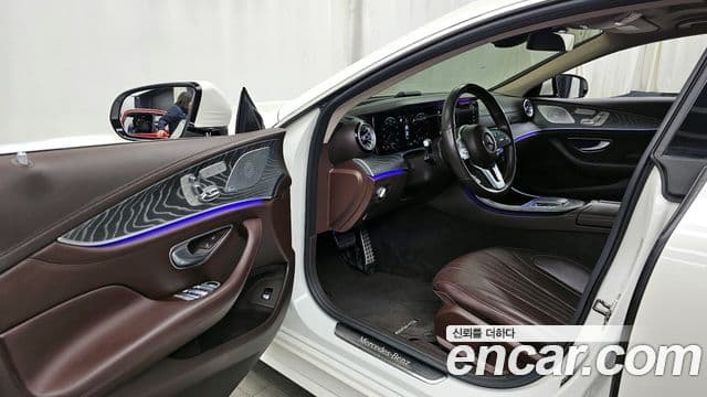 Mercedes-Benz CLS-Class 2020 — Фото 10/20