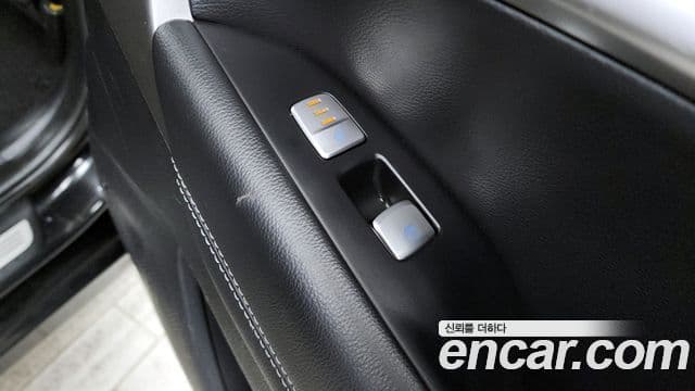 Genesis G70 2020 — Şəkil 19/20