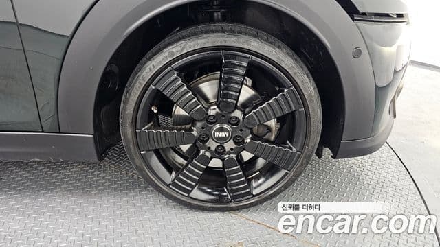 Mini Cooper S 2022 — Şəkil 17/20