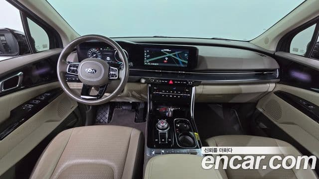 Kia Carnival 2021 — ფოტო 7/20
