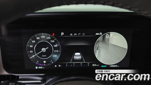 Kia Carnival 2021 — ფოტო 8/20
