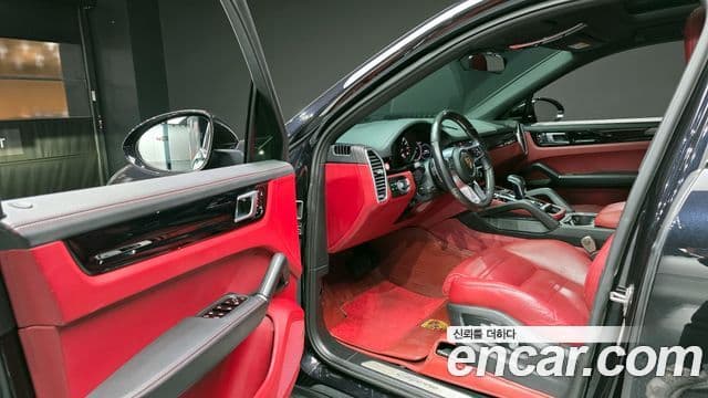 Porsche Cayenne 2020 — Şəkil 11/20