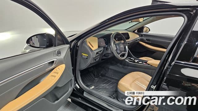 Hyundai Sonata 2020 — ფოტო 9/20