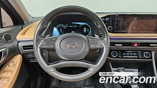 Hyundai Sonata 2020 — ფოტო 12/20