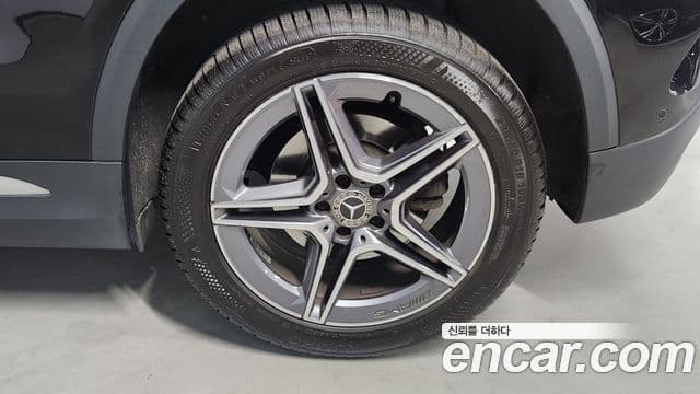 Mercedes-Benz GLA-Class 2022 — ფოტო 12/17