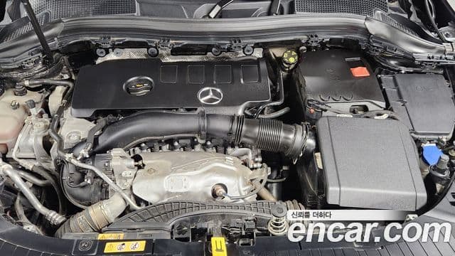 Mercedes-Benz GLA-Class 2022 — ფოტო 3/17
