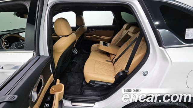 Kia Sorento 2022 — Şəkil 11/20