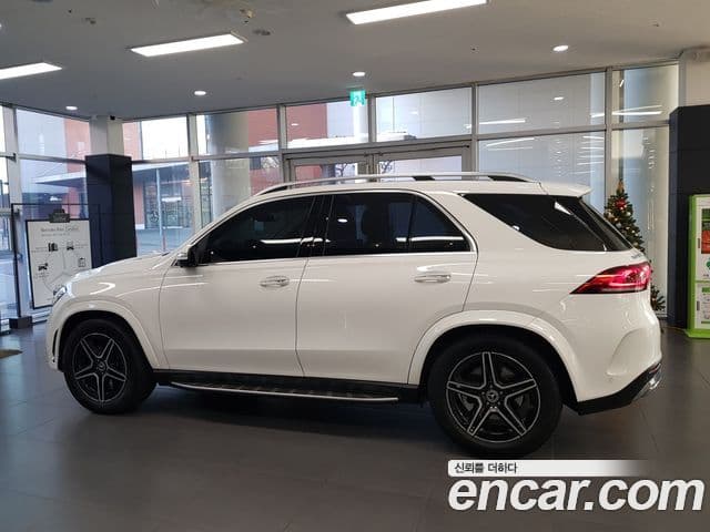 Mercedes-Benz GLE-Class 2021 — Фото 3/17