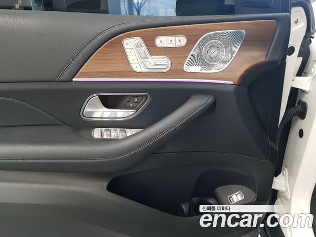 Mercedes-Benz GLE-Class 2021 — Фото 7/17