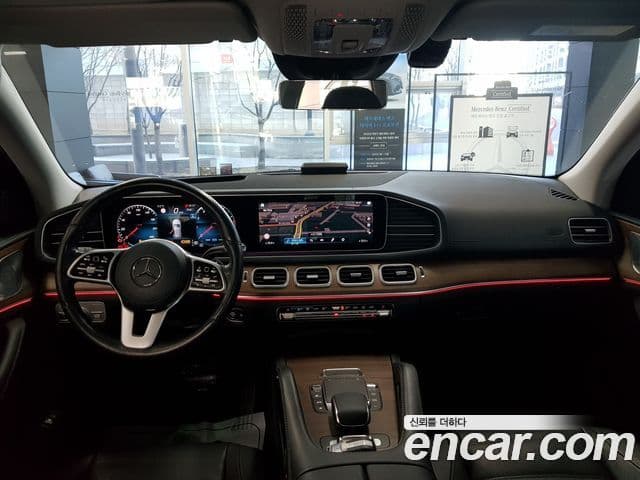 Mercedes-Benz GLE-Class 2021 — Фото 12/17