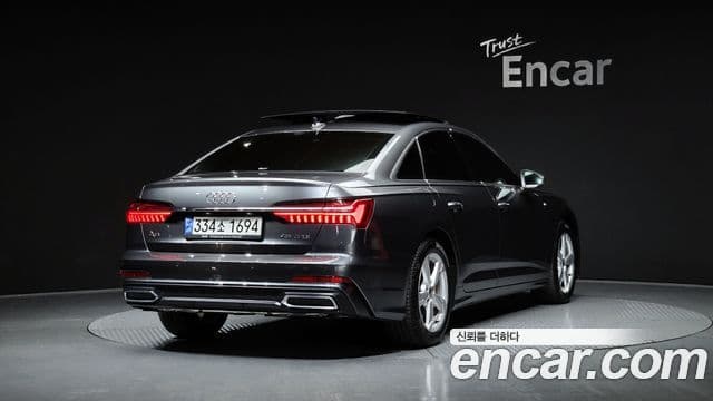 Audi A6 2021 — ფოტო 2/20