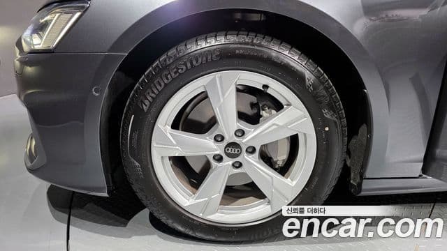 Audi A6 2021 — ფოტო 5/20