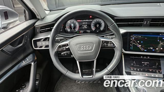 Audi A6 2021 — ფოტო 13/20