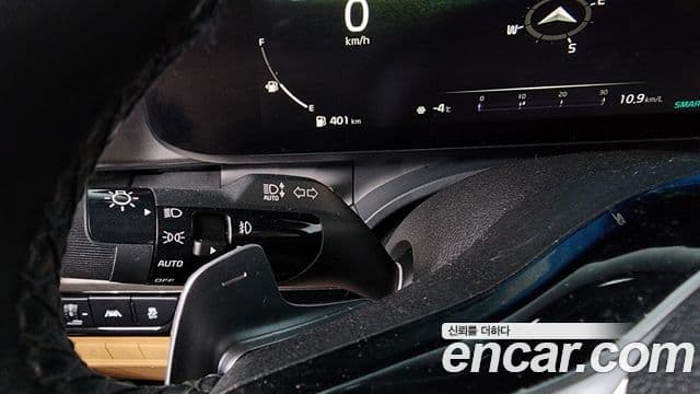 Kia Carnival 2020 — ფოტო 18/20