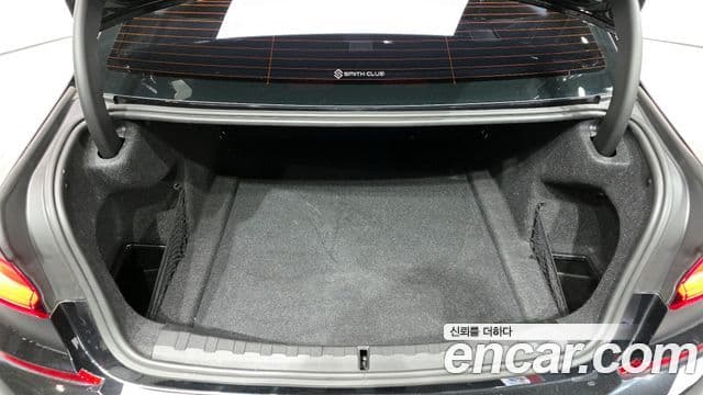 BMW 3 Series 2021 — Photo 17/20